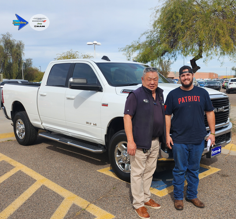 CourtesyCDRSS's tweet image. A happy 😀 Chris Cain worked with the always helpful 🙏 Andrew Mai on trading ⬆️ in his '07 Honda Civic for this awesome 2021 #Ram2500. Interested in a quality #CourtesyCDJRSuperstitionSprings vehicle, call Andrew at 480-569-2991. #TheCourtesyWay #CourtesyCDRAZ #Mai4URCDJR