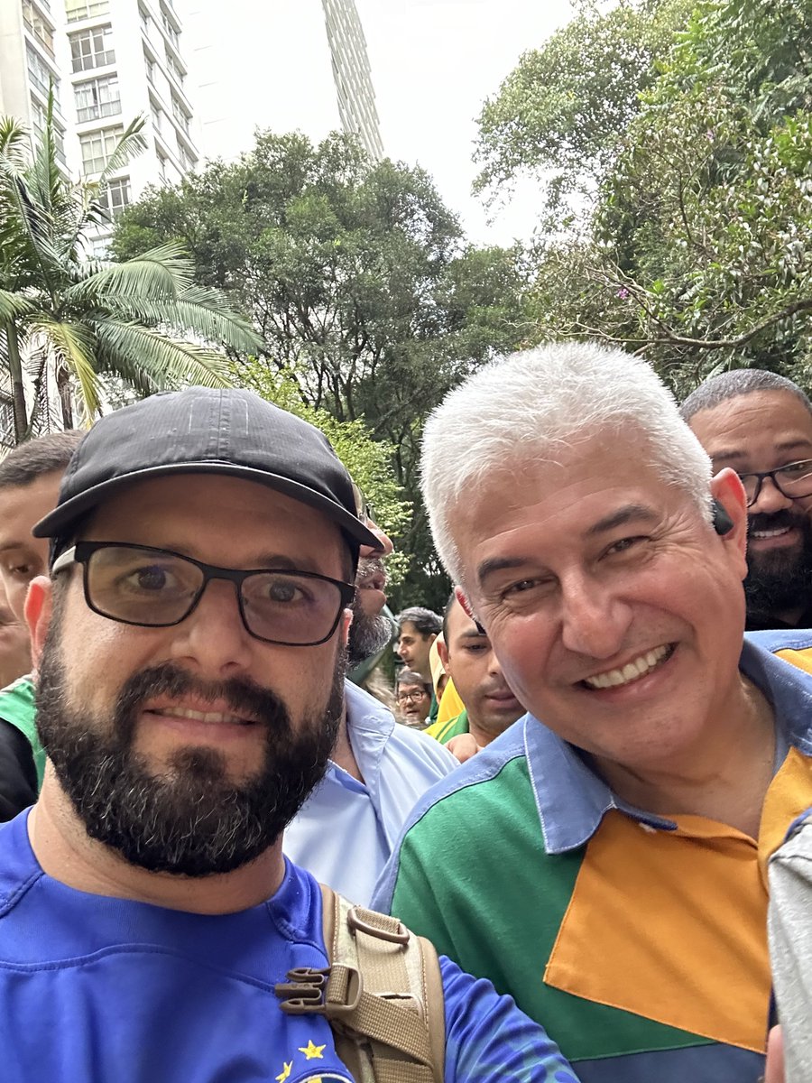 ElonMuskAOC's tweet photo. This was Brazil earlier today 🤯🤯🤯 

https://t.co/1NcksktFBp