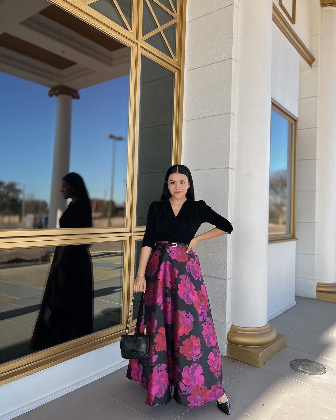 chicwish on X: Spring romance at its finest! 🖤🩷 Our Faux Wrap Velvet Top  paired with the Floral Melody Jacquard Maxi Skirt is a match made in  heaven. 💫@euniceandradee Top:  Skirt