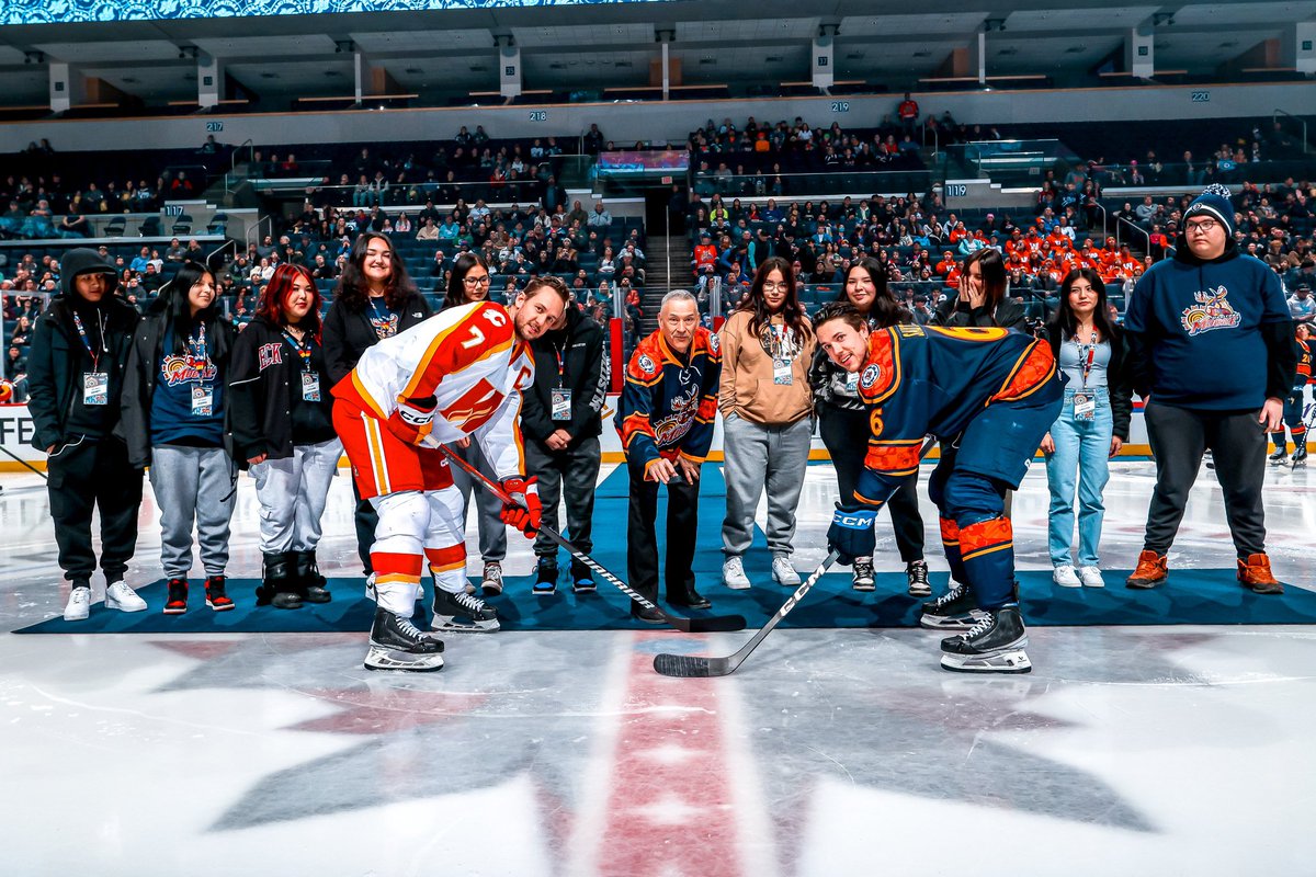 wasacnews's tweet image. Celebrating our 6th year #WASACNight &amp;amp; #FollowYourDreamsDay games - a weekend of memories for youth that will last a lifetime! Chi-Miigwech @NHLJets @ManitobaMoose 🙏🧡
