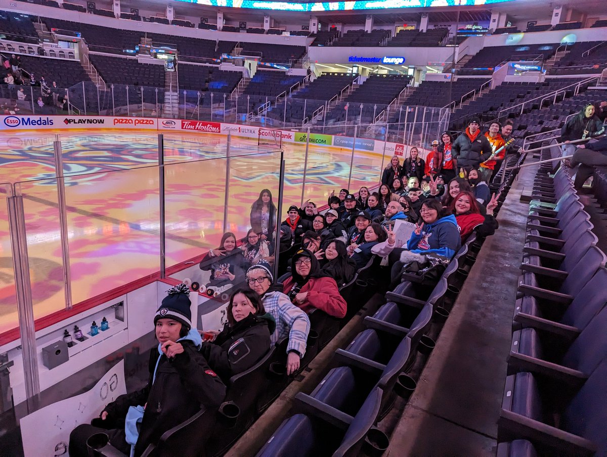 Celebrating our 6th year #WASACNight & #FollowYourDreamsDay games - a weekend of memories for youth that will last a lifetime! Chi-Miigwech @NHLJets @ManitobaMoose 🙏🧡