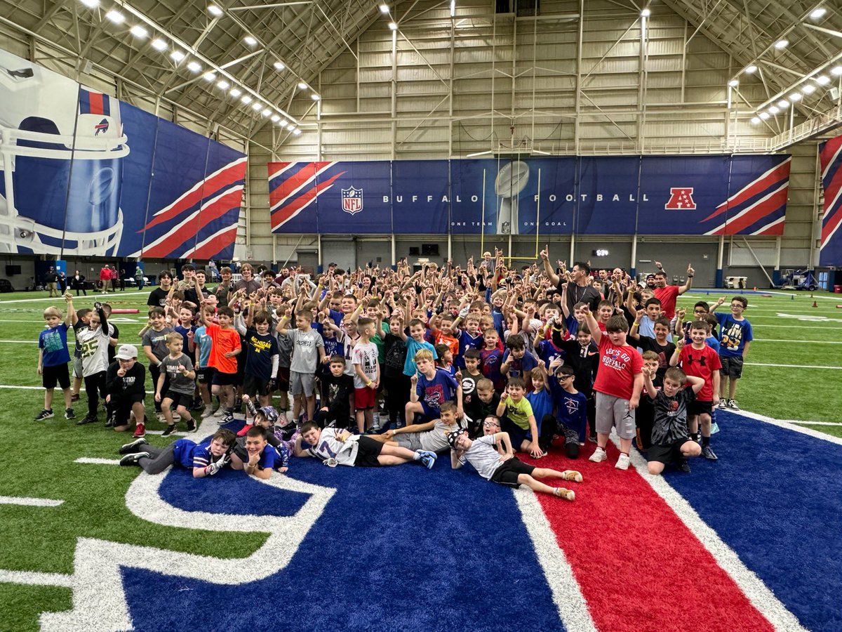 Thomas Krol (@tomkrol716) on Twitter photo Youth football is alive and well in WNY!! Amazing turnout today for our football clinics - 320+ kids who love the game and working in February to get better!! Shoutout to <a href="/OPQuakersFB/">Orchard Park Quakers Football</a> and <a href="/STAPerformance/">STASportsPerformance</a> for helping us make this a huge success today. Can’t wait for next week! Youth football is alive and well in WNY!! Amazing turnout today for our football clinics - 320+ kids who love the game and working in February to get better!! Shoutout to <a href="/OPQuakersFB/">Orchard Park Quakers Football</a> and <a href="/STAPerformance/">STASportsPerformance</a> for helping us make this a huge success today. Can’t wait for next week!
