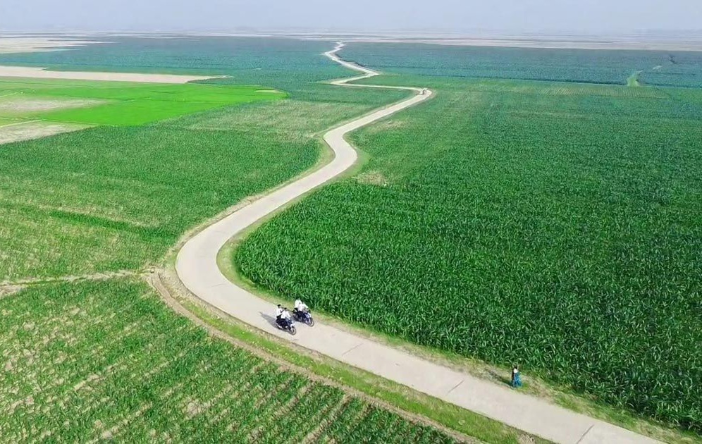 প্রকৃতির রাণী হাওর কণ্যা কিশোরগঞ্জ