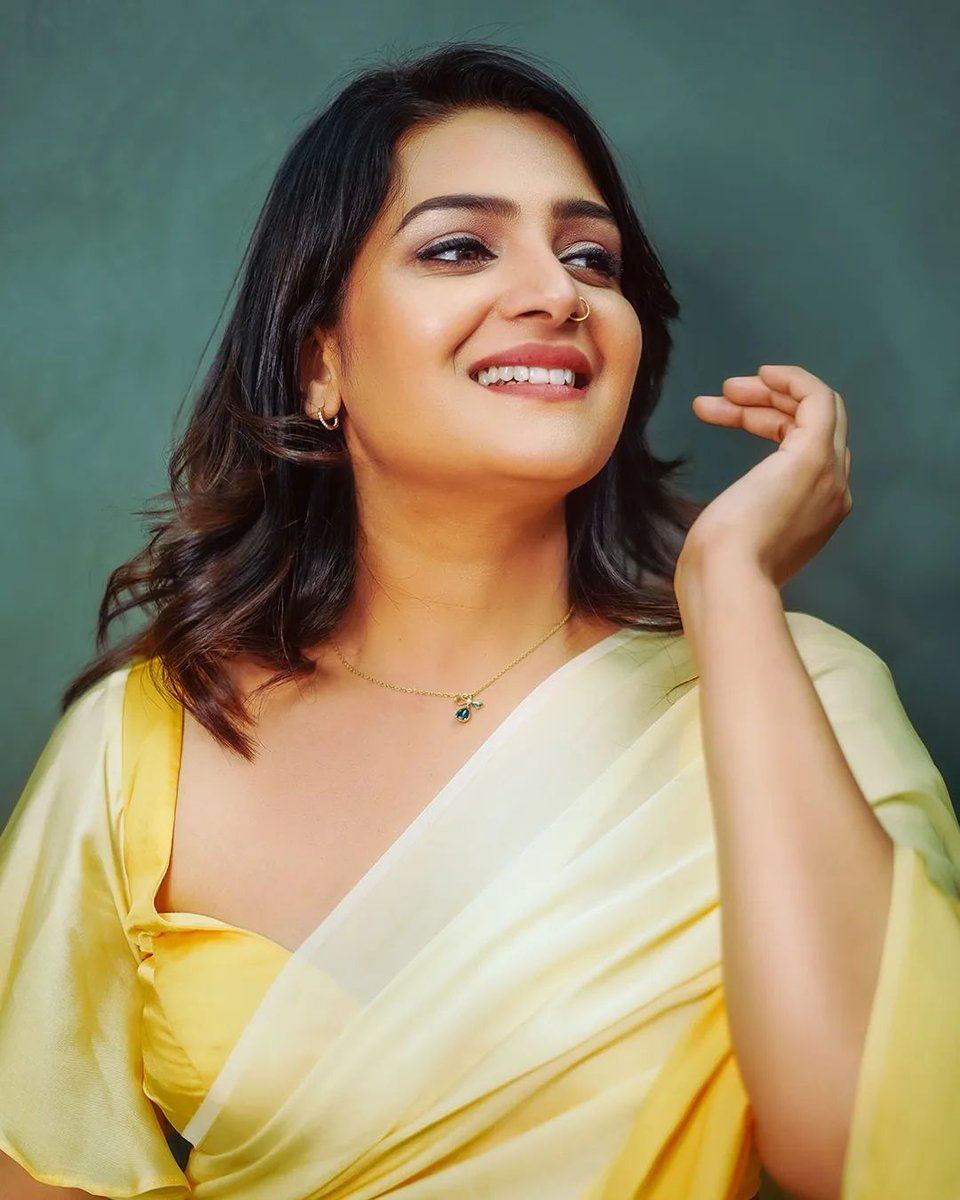 #DivyaPillai 💛