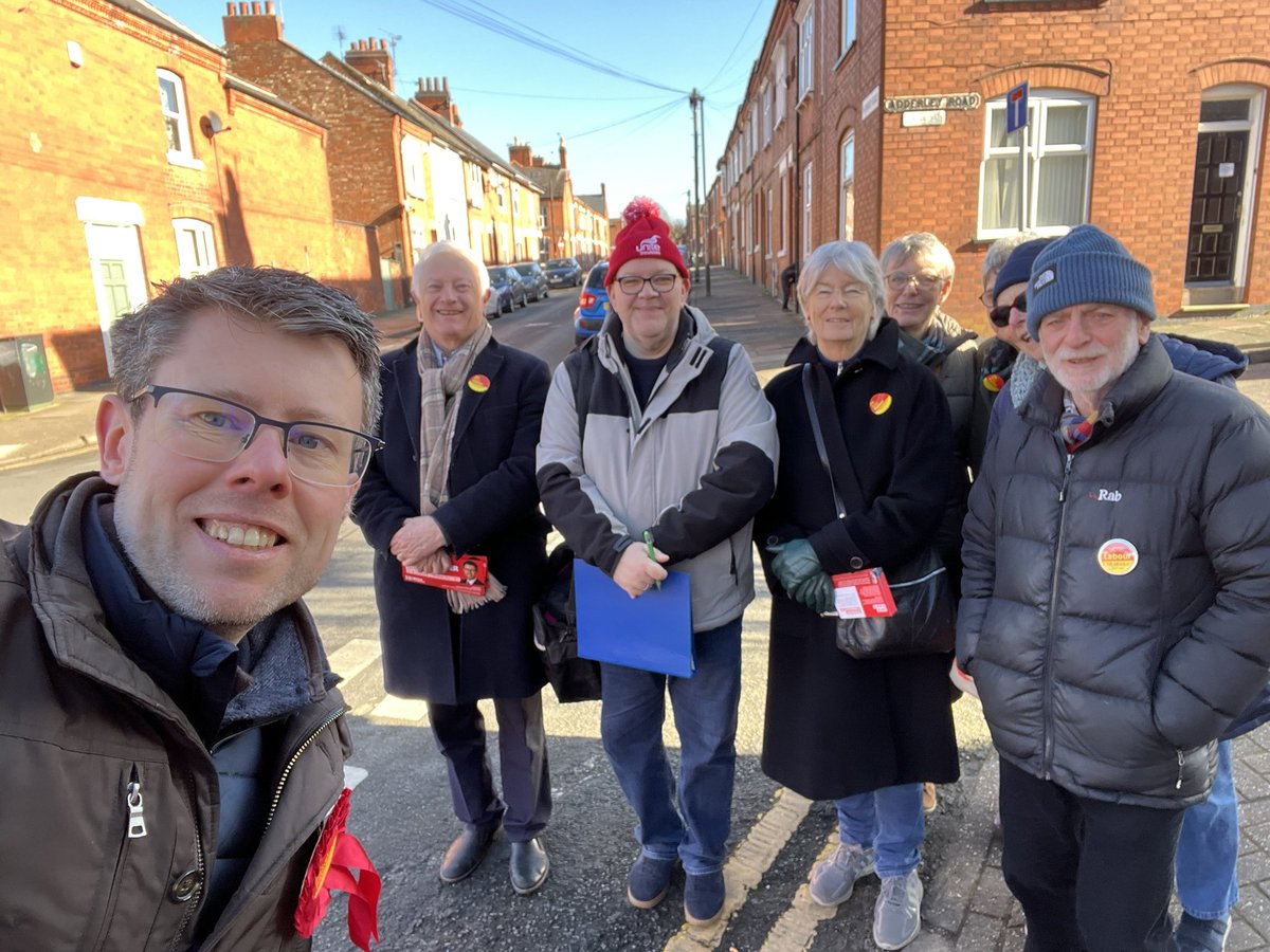Rory_Palmer's tweet photo. 🌹A massive thank you to our campaign teams out and about across Leicestershire & Rutland again this weekend.
It was good to join our teams out on the doors in Loughborough, Leicester South and Beaumont Leys this weekend.
#VoteLabour #Rory4PCC https://t.co/P0YX0mIsM0