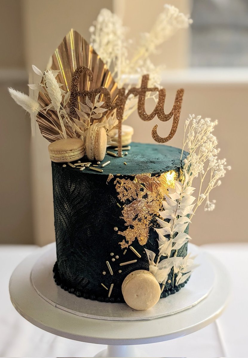 3LittleBirdsBakery tweet media