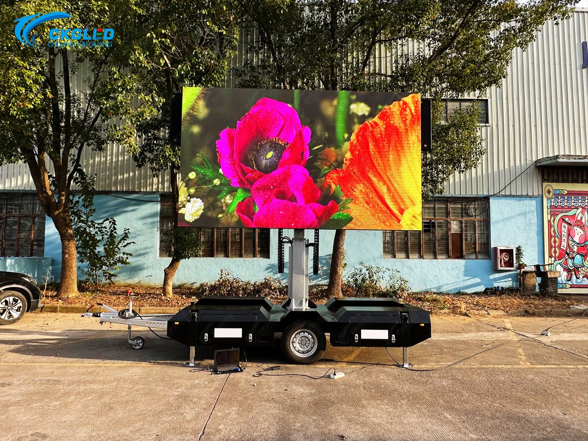 Kelly1248103515's tweet image. Super discount price with 8sqm led trailer display model in stock for sale
📷Trailer with hydraulic lifting and folding.
please Call Kelly  +86 13570886295   (Whatsapp/Wechat ) without any hesitation.
​
#ledtrailerscreen
#ledtrailerbillboard
#ledtrailerdisplay
#trailerleddisplay