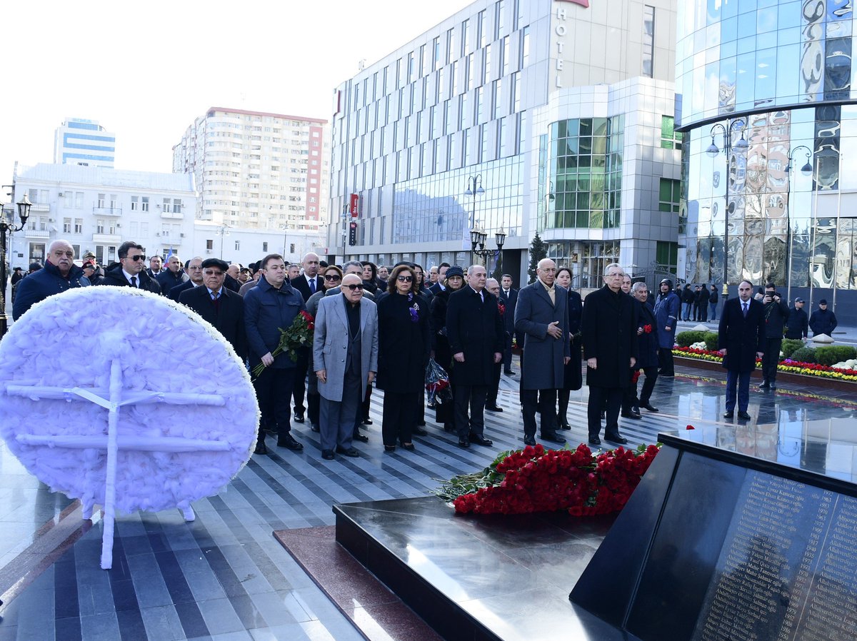 Yeni Azərbaycan Partiyasının nümayəndələri Xocalı soyqırımı abidəsini ziyarət ediblər.
yap.org.az/az/view/news/8…
