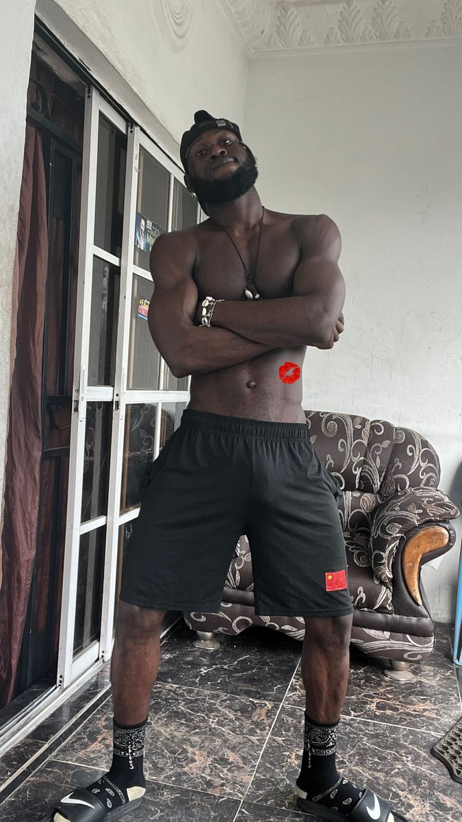 BlackBone70's tweet photo. Good morning fam 👅 https://t.co/yX8MUUTp7x