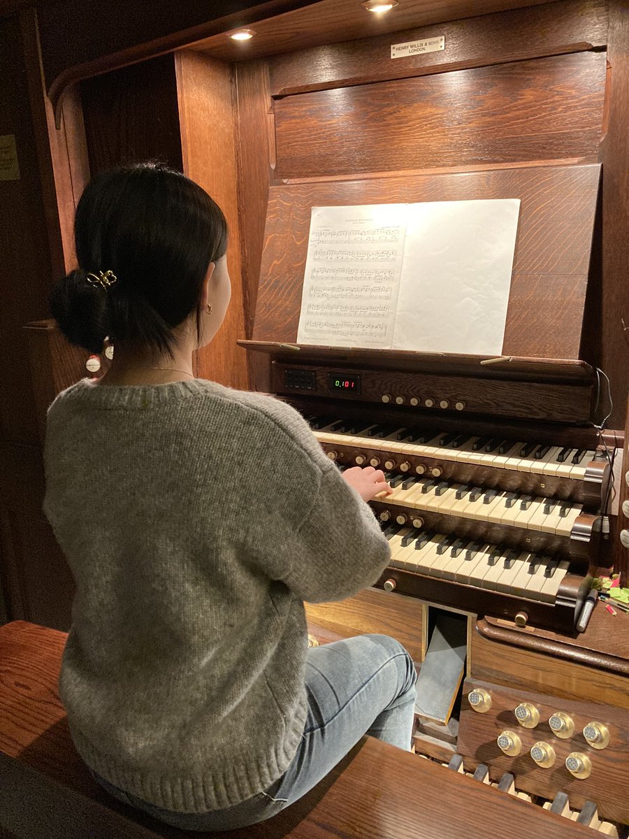 Giggleswick School Languages and Maths Faculty (@gigglanguages) on Twitter photo Well done Lillian on her debut organ performance in chapel this evening!Fantastic! #ambition <a href="/StyleHouseGigg/">Style House</a> Well done Lillian on her debut organ performance in chapel this evening!Fantastic! #ambition <a href="/StyleHouseGigg/">Style House</a>