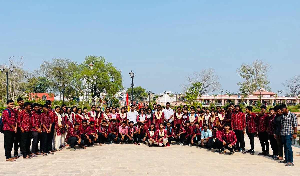 KuChuman's tweet photo. GM University BCJD Students ✅
@Naveen_Odisha @SanjitMohanty06 @pranabpdas @odishabcjd https://t.co/DE6inURXpZ