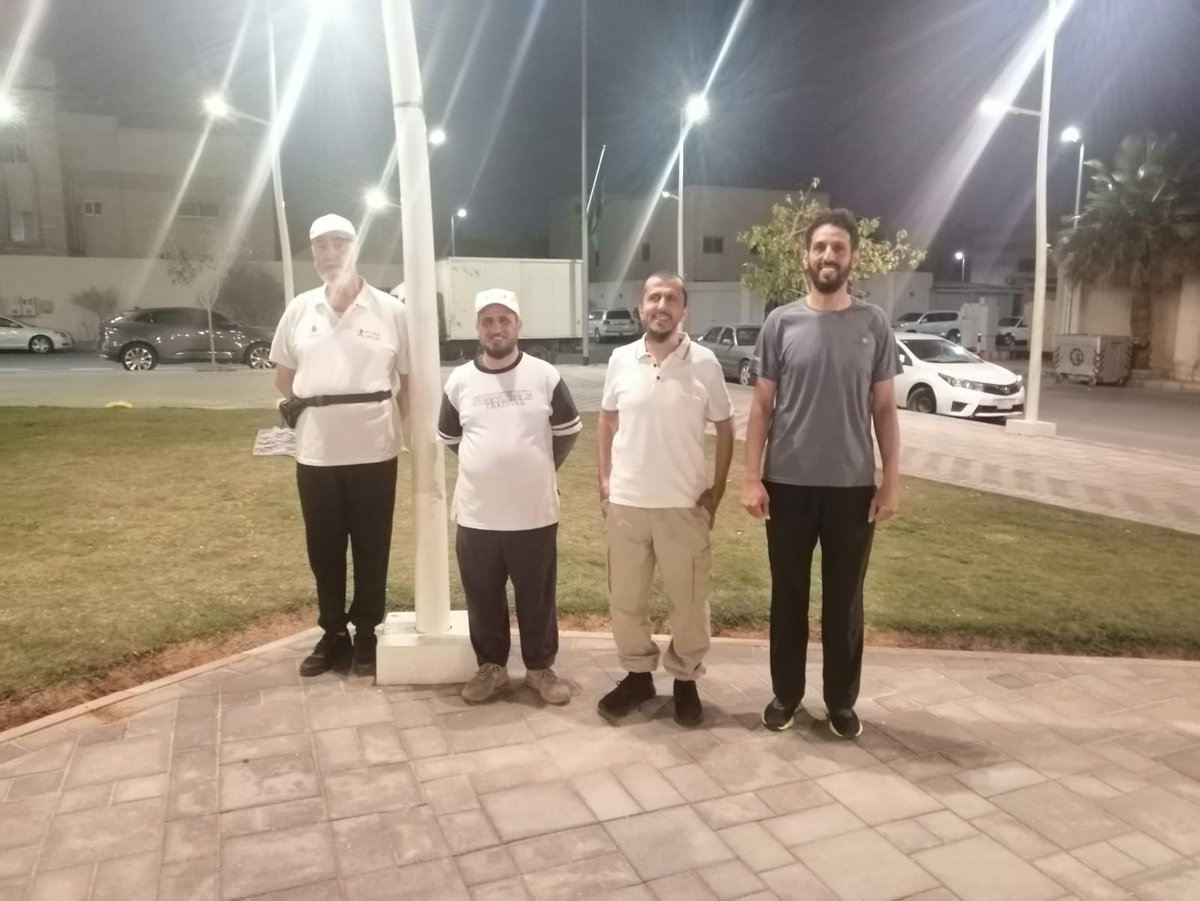 مشاة حي الربوة tweet media