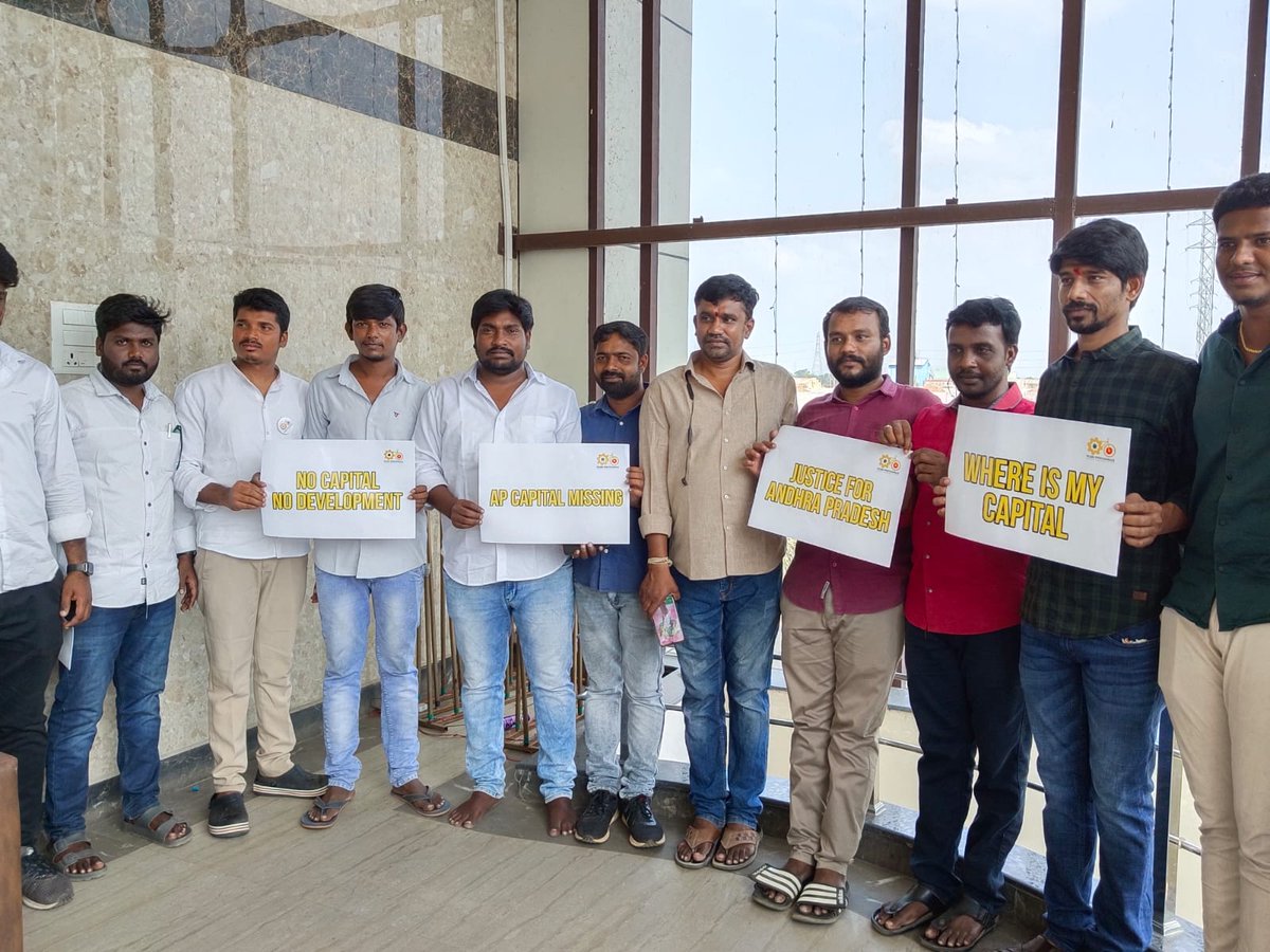 TDPProfessional's tweet photo. Voices united, hearts aligned. Standing strong for our AP capital, for our future.
#APCapitalMissing #StandWithAP
#TPWWithTDP #teluguprofessionals #andhrapradesh https://t.co/WWGPlN2Kjw