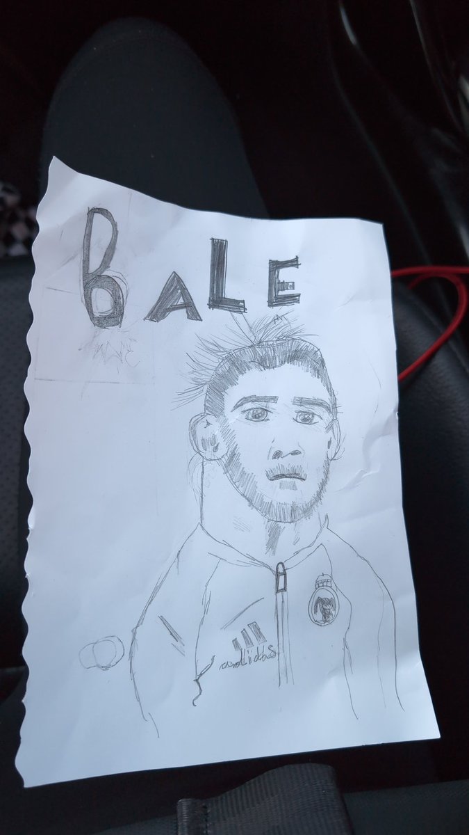WaynoDJ44's tweet photo. @GarethBale11 my 9 year old daughter Sofia did a sketch of you for her St David's day comp. #WELSHlegends https://t.co/Og248cyzYo