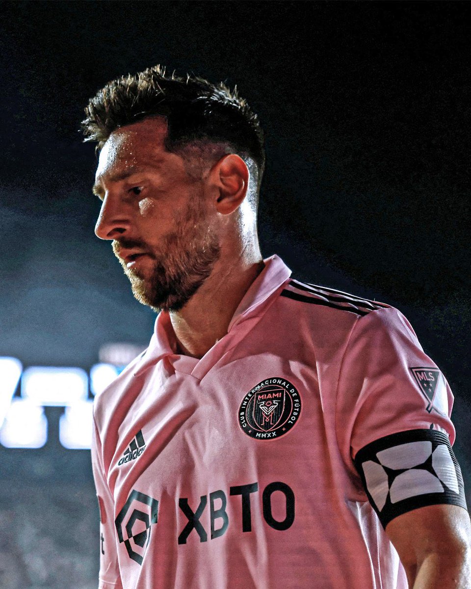 👚🇦🇷 Leo Messi has scored his first MLS goal of the new season tonight after assist on the opening game.

Assist: Jordi Alba. 🫂