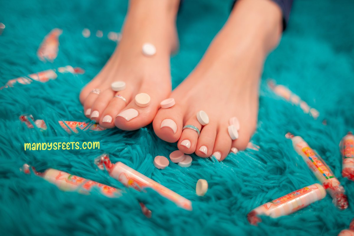 Satisfy your sweet tooth! 🍬 New set at mandysfeets.com #sweetfeet #feet #footmodel
