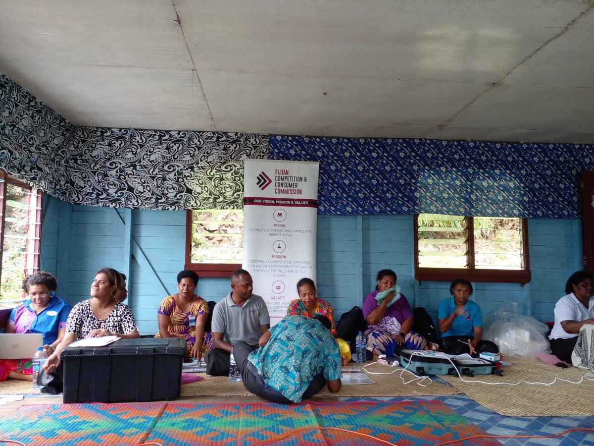 FHUT3's tweet photo. Taveuni/Qamea REACH Program. 
Day 1- Yanuca Island
#WhileILiveIGrow
 #InvestNOW
#Savings https://t.co/2zLItMlFi0