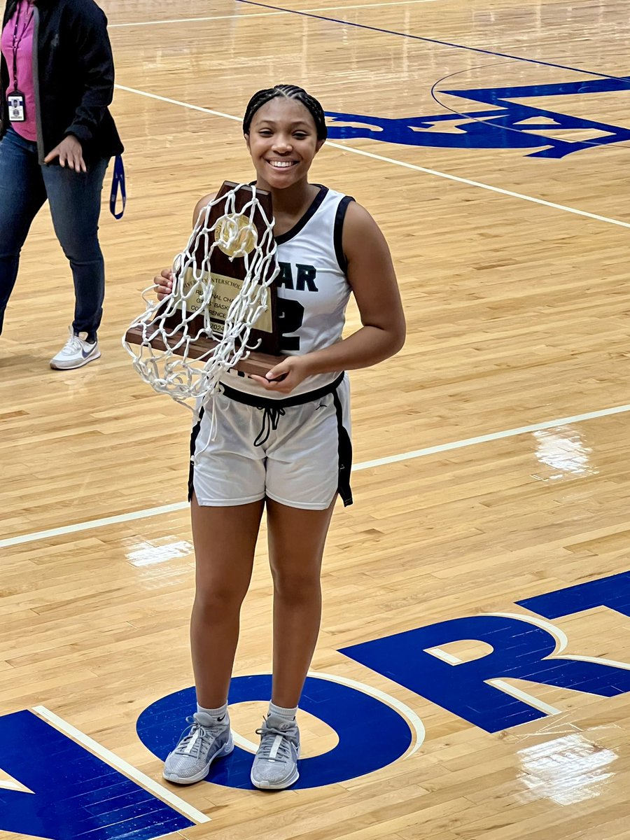JaylaGreen2026's tweet photo. Words can’t describe this moment during the net cutting ceremony.
REGIONAL FINAL CHAMPS!🏆🔥
Lady Wolves!!🐺✨💚
@CoachSchollNCSA 
@NCSAwbb 
#Playoffchamions 
#VAR_AUSTIN 
#Champs 
#netcuttingceremony https://t.co/EsA30r6h9m
