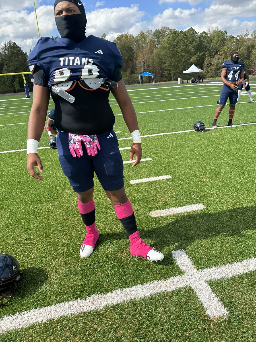 MY RECRUITMENT IS 100% OPEN
class of 2023
juco product
4 years of eligibility 
defensive end 6’3 250
looking for a home‼️‼️
qualifer gpa current and overall
VERY COACHABLE!!!
just need 1 program to take a chance <a href="/JucoFrenzy/">JUCO Football Frenzy</a> <a href="/JucoRecruiting/">JucoRecruiting.com</a>