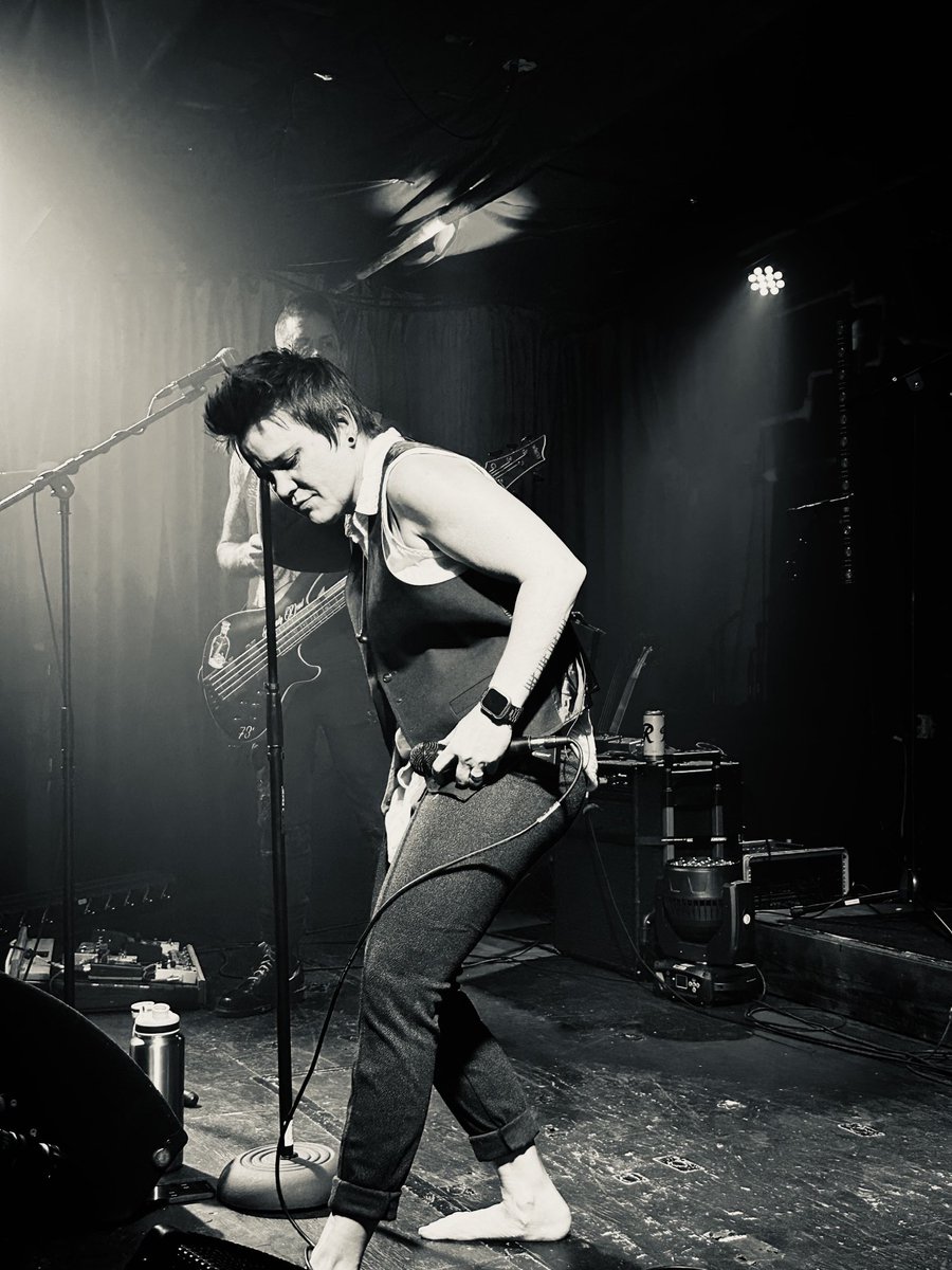 raindog226's tweet photo. Last Night, Fading Signal closed their set with a rollicking cover of New Order’s Age of Consent. #fadingsignal #music #coversong https://t.co/J76BtLefyH