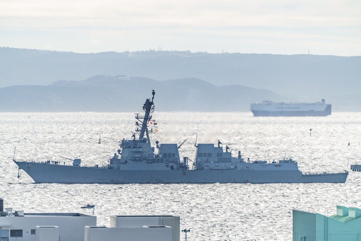 USS Dewey (DDG 105) Arleigh Burke-class Flight IIA guided missile destroyer leaving Yokosuka, Japan - February 26, 2024 #ussdewey #ddg105

SRC: TW-@weiqi_xiulang