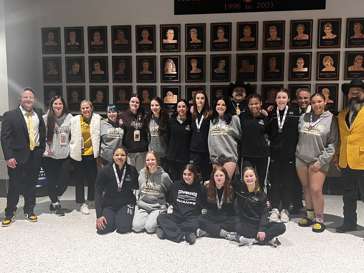 LHSwrestlers's tweet image. 6th Place in State Lafayette Girls team  2023-24 
5 state medalists #lessthan1%
