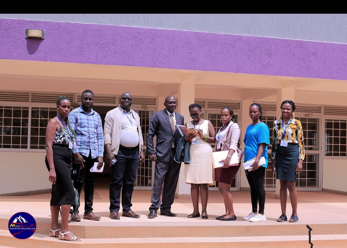 AAFRCH7's tweet photo. #Mondaymotivation
#Embrace the power of #collaboration.
Meetings that matter make a difference. After an #engagement with the district representatives of #Oyam discussing the #ProductionHandsonProject implementation in the district. https://t.co/wqh1LhJjH9