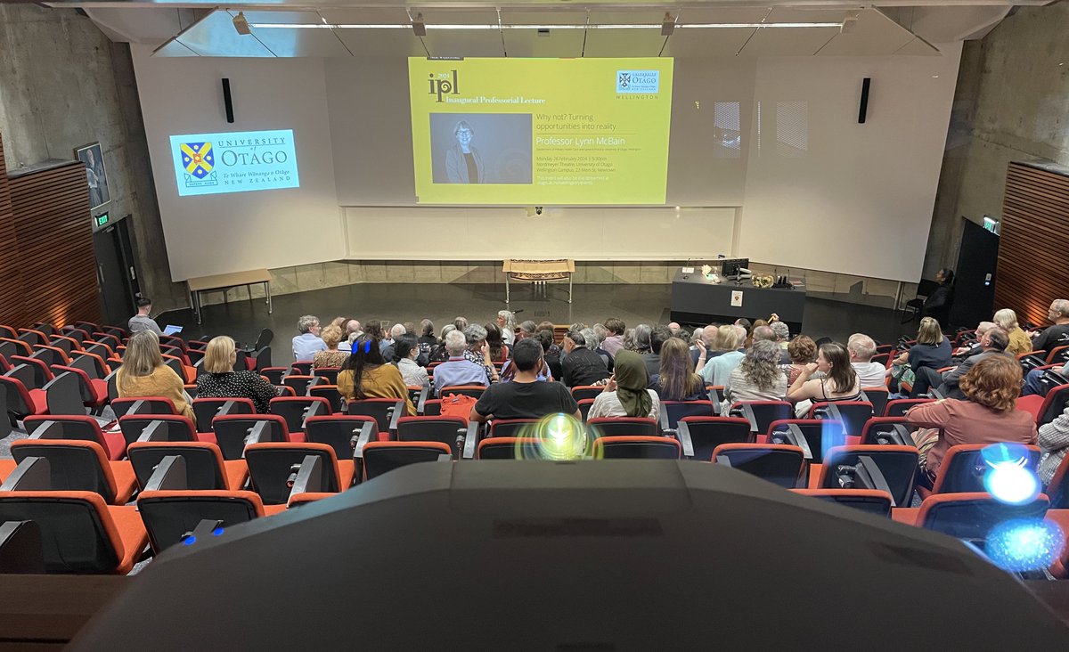 CucumberError's tweet image. We’re back! First public lecture in the restrengthened Nordmeyer Theatre: Prof Lynn McBain’s IPL @otago @OtagoWellington