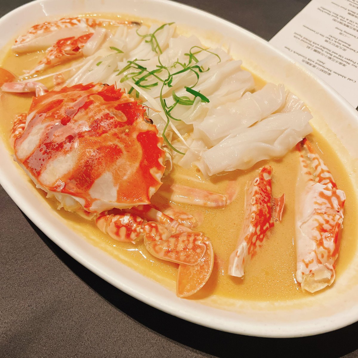 devilbb888's tweet photo. Signature steamed flowery crab with aged Chinese wine and rice noodles (雞油花雕蟹陳村粉) at the Chairman Restaurant (大班樓)
#thechairman #大班樓 #預約困難 #eatwithdevilbb https://t.co/ENRSNK9ibF