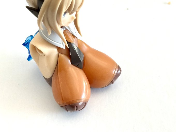 え、待って 乳だけで6パーツある