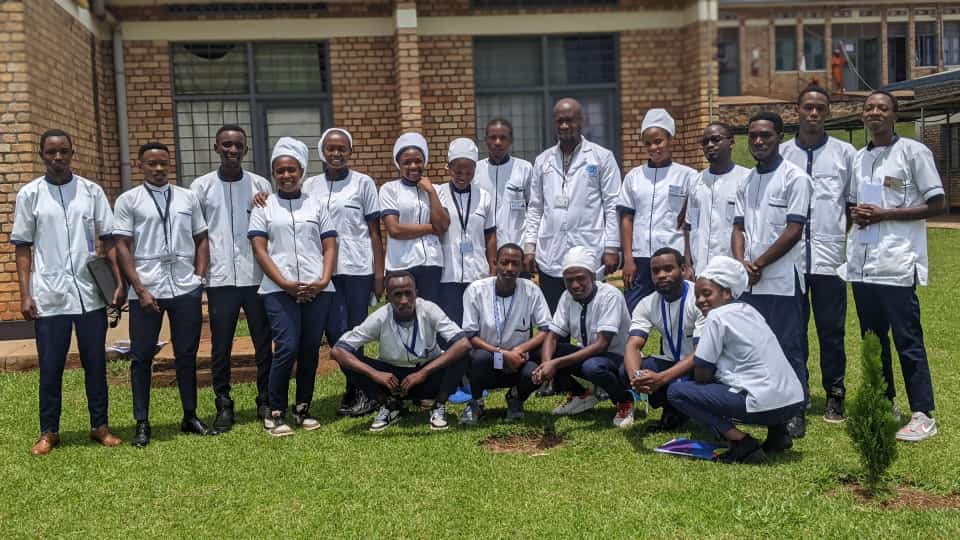 Good luck to student nurses from @UR_CMHS ,@ur_sonm at @URRwamagana in their clinical endcycle Exams. 
Happy for your nursing activism towards #HealthyNursingEnvironment .
#ProudNurse 
#We4Nursing 
#NNCRwanda2024