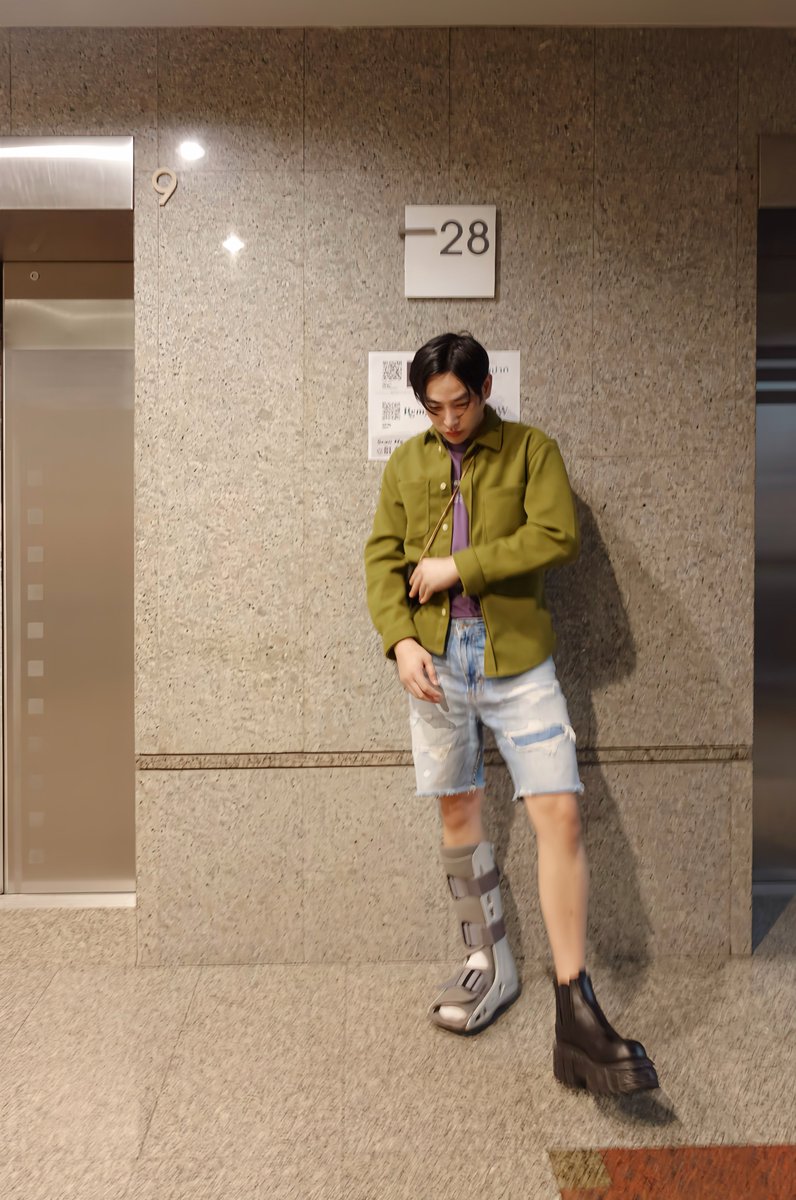 Palit_Official's tweet photo. ขอเป็นรูปสต๊อกก่อนน้า :) @peckpalit #เป๊กผลิตโชค #PeckPaLitChoke https://t.co/Q2JuB5lA0D