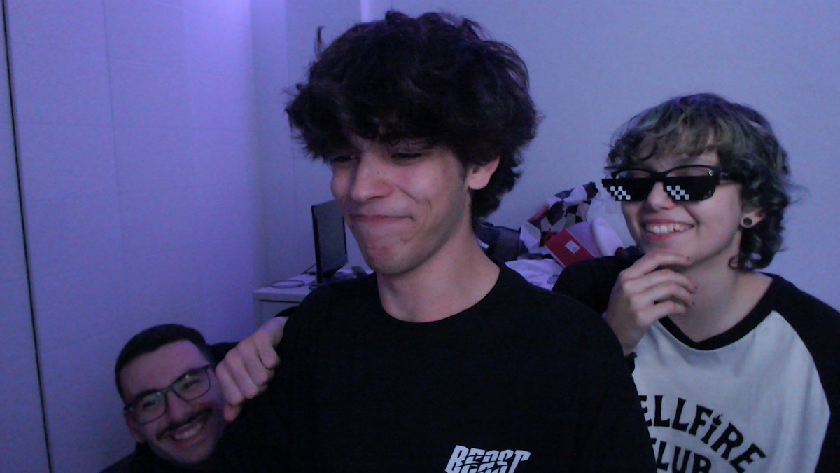 Encontrei esta foto atoa no meu pc
I love mah homies