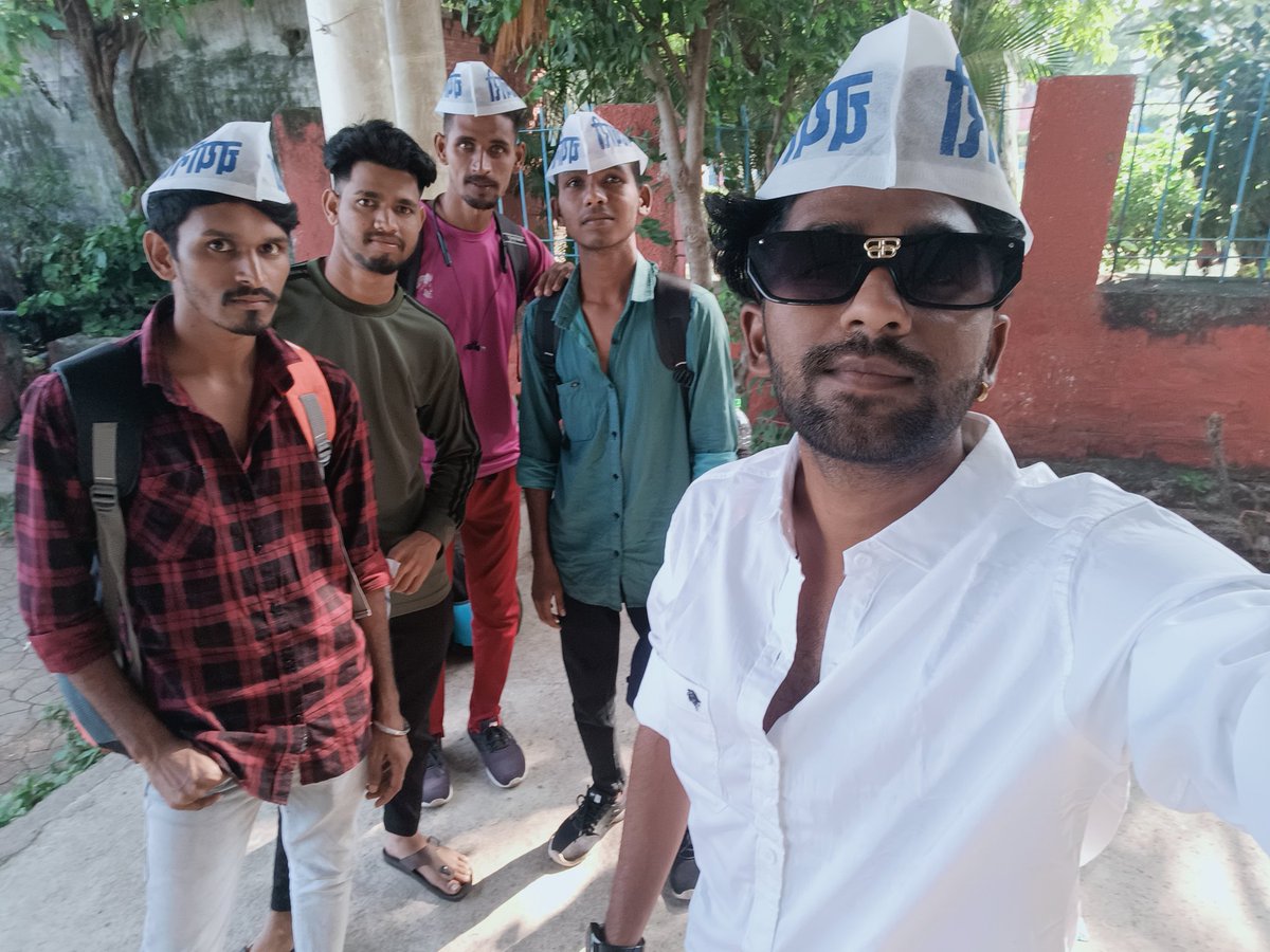#युवाओं_को_मिला_रोजगार_धन्यवाद_मोहन_सरकार
#युवाओं_की_मोहन_सरकार
चयनित युवाओं को उनका हक देने किए धन्यवाद मोहन सरकार 🙏
<a href="/CMMadhyaPradesh/">Chief Minister, MP</a>
<a href="/DrMohanYadav51/">Dr Mohan Yadav</a>
<a href="/rshuklabjp/">Rajendra Shukla</a>
<a href="/JagdishDevdaBJP/">Jagdish Devda</a>
<a href="/akanshathakur7/">Akansha Thakur</a>
<a href="/meavantika27/">Avantika Shrivastava</a>
<a href="/DainikBhaskar/">Dainik Bhaskar</a>
<a href="/MPTakOfficial/">MP Tak</a> <a href="/mpbreakingnews/">MP Breaking News</a> <a href="/DainikBhaskar/">Dainik Bhaskar</a> <a href="/BJP4MP/">BJP Madhya Pradesh</a>