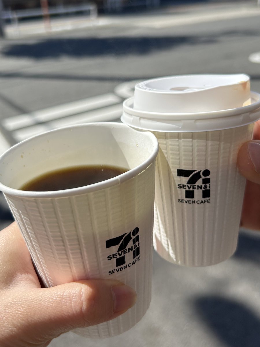 smallmandaring's tweet photo. 今日はセブンのコーヒーで朝を迎えました☕️☀️ https://t.co/V96VfMpg7K