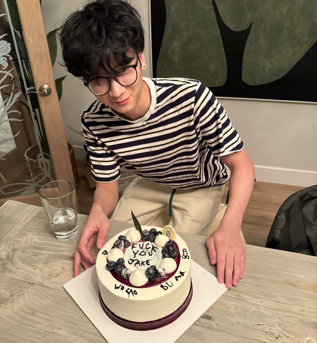 i turned 24 today
i love my friends