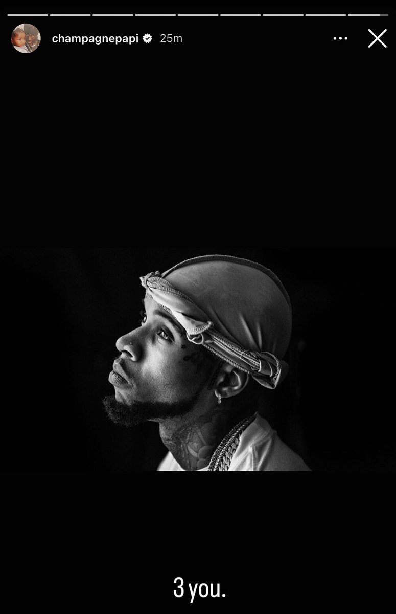 Roxanne. (@_BadBitchzOnly_)  X