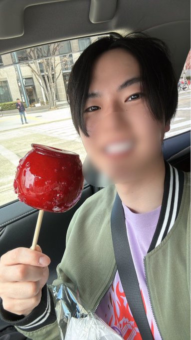 初めてりんご飴食べたオナニストです。 こんくらい金玉でかかったらいいのに... #裏垢男子 #裏アカ男子 https://t.co/4h1KTLrwXp<a href="/tag/%E8%A3%8F%E5%9E%A2%E7%94%B7%E5%AD%90"class="tags">#裏垢男子</a><a href="/tag/%E8%A3%8F%E3%82%A2%E3%82%AB%E7%94%B7%E5%AD%90"class="tags"><span>#裏アカ男子</span></a>