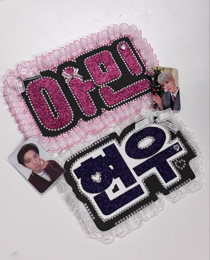 beemyhoonie's tweet photo. hi hiii help rt yaa! ♡
aku rencananya mau open po name board blink-blink gini buat konser nanti, ada yg mau? boleh drop ur @ yaaa https://t.co/xyQWR0bhEQ
