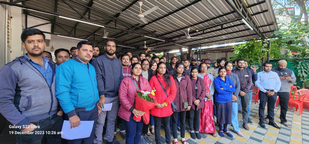 #युवाओं_को_मिला_रोजगार_धन्यवाद_मोहन_सरकार
#युवाओं_की_मोहन_सरकार
<a href="/CMMadhyaPradesh/">Chief Minister, MP</a>
<a href="/DrMohanYadav51/">Dr Mohan Yadav</a>
<a href="/rshuklabjp/">Rajendra Shukla</a>
<a href="/JagdishDevdaBJP/">Jagdish Devda</a>
<a href="/akanshathakur7/">Akansha Thakur</a>
<a href="/meavantika27/">Avantika Shrivastava</a>
<a href="/DainikBhaskar/">Dainik Bhaskar</a>
<a href="/MPTakOfficial/">MP Tak</a> <a href="/mpbreakingnews/">MP Breaking News</a> <a href="/DainikBhaskar/">Dainik Bhaskar</a> <a href="/BJP4MP/">BJP Madhya Pradesh</a>