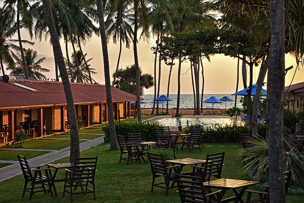 Experience coastal luxury at its finest at Amagi Beach Hotel. Your gateway to relaxation and rejuvenation.

>>>tinyurl.com/25mpxdsj

#AmagiBeachHotel
#BeachHotelSriLanka
#VisitInSriLanka
#NaturesSerenity
#RestAndRelaxations
#ComfortableStay
#UnforgettableExperience