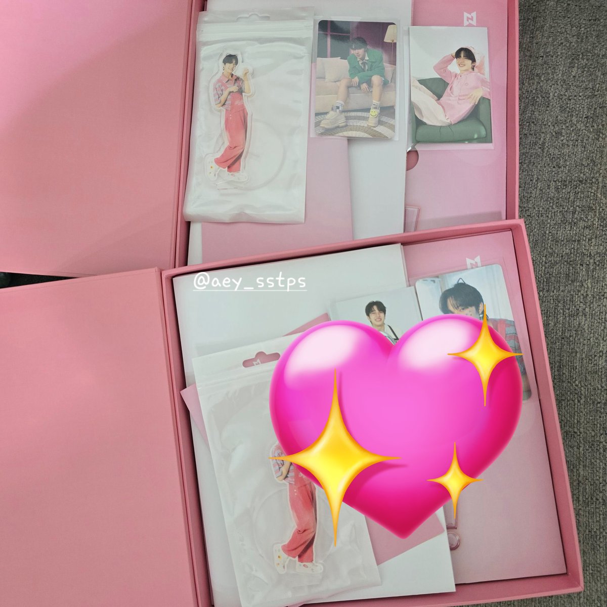 aey_sstps's tweet photo. มี Mini Eh 1 ชิ้นสุดท้ายค่า
📍Mini Eh 500 บาทรวมส่ง
สนใจทักมาได้เลยค่ะ 💌
#ตลาดนัดDMD #ตลาดนัดดูมันดิ
#ตลาดนัดนิ่งเฮีย #ตลาดนัดซีนุนิว
#Eh_SinglePreOrder #เอ๊ะByNuNew
#Eh_AlbumPreOrder
#NuNew2ndSingle https://t.co/APdVKvXT5N