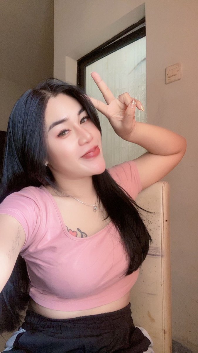 Masih di semarang ya Wa.085602805220 #shemalesemarang #wariasemarang #ladyboy @shemaleplayboy @share_ladyboy