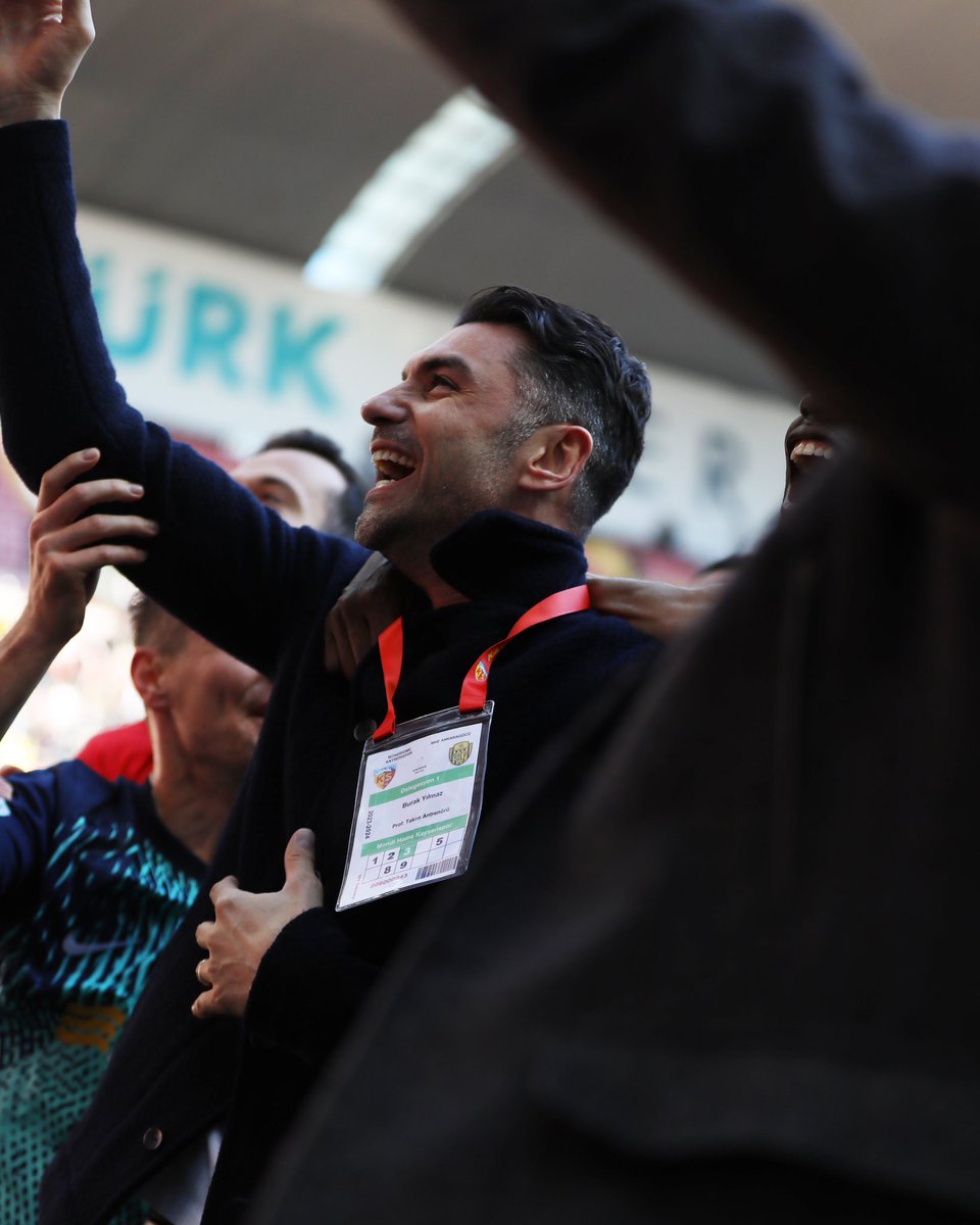 halileneskk's tweet photo. Alem yılar , Burak YILMAZ ! #Kayserispor #BY17 @yilmazburak17 https://t.co/MHz0xLh6zS