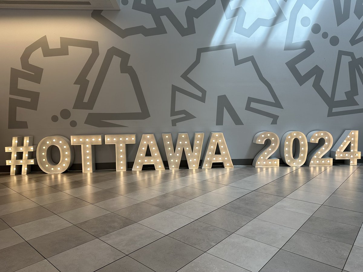 Been a great first day @Ottawa2024 starting with Generative AI in health professions education and finishing with exploring the complexity of communication skills and feedback. Lots of IPL and assessment talks in between.