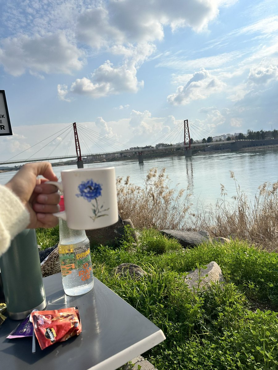 demet2756's tweet photo. Boğaza karşı ❤️☕️@iztnislyn https://t.co/68hzk35TPB