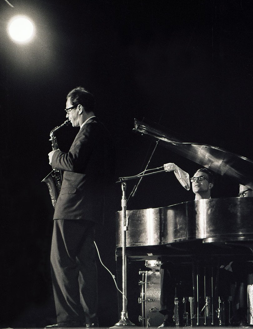 Paul Desmond with Dave Brubeck
© Ave Pildas