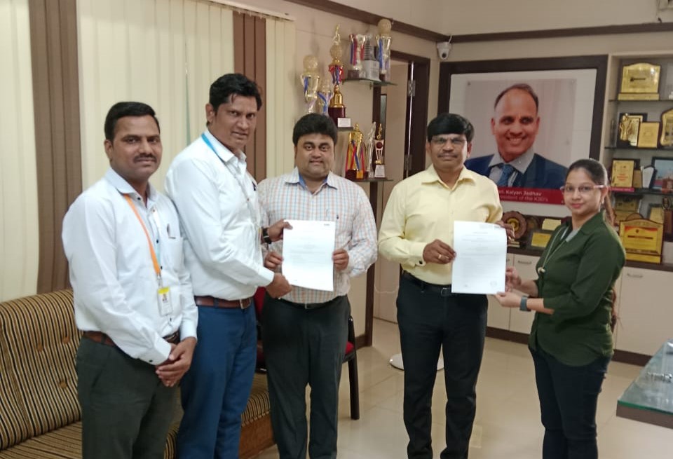 SEED_Infotech's tweet image. SEED Infotech signed MOU with Trinity Academy of Engineering, Pune for various skill development program for college students

Call : 9225520000
Visit: seedinfotech.com

#collegetraining #java #dotnet #softwaretesting #seedcorporate #machinelearning #datascience