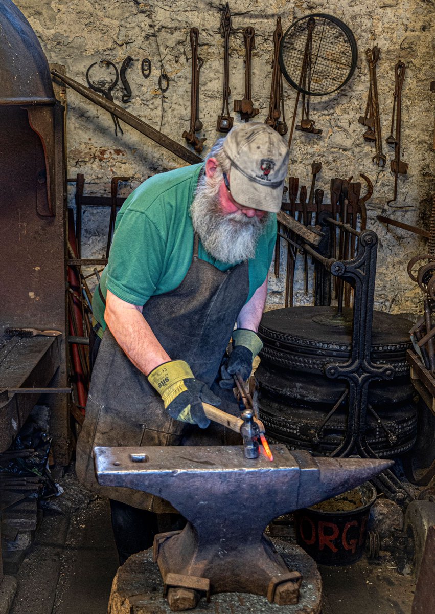 We are closed until mid March, our first Steaming day is Sunday 17th March. 
The Tea Room is now open to the Public every Wednesday, see our Winter Menu. 
Blacksmith Experiences are continuing, if you have a Voucher please phone our Head Blacksmith now to fix a date from 5th June