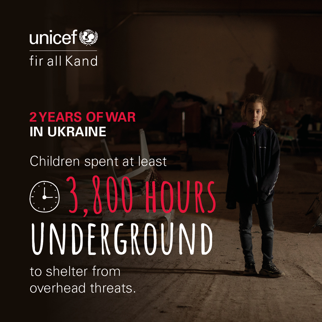 Säit dem Ufank vum Krich virun zwee Joer sinn d'Kanner an der #Ukrain reegelméisseg gezwonge Stonnen a kalen, fiichten an däischtere Kelleren a Bunkeren ze verbréngen, fir Schutz ze sichen. Si hoffe verzweifelt op en Enn vun dësem grausame Krich.